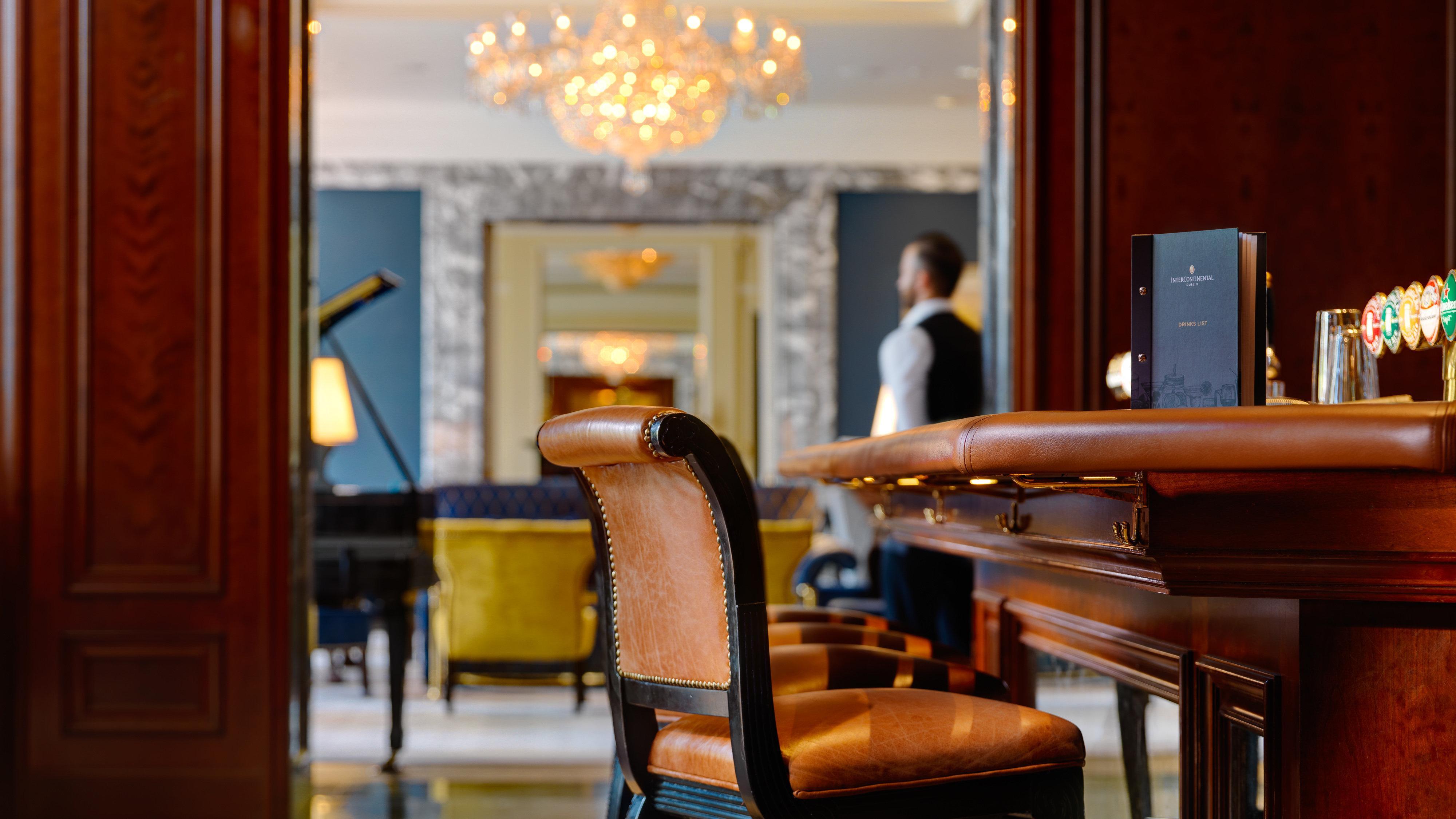 Intercontinental Dublin By Ihg Hotel Kültér fotó The bar at the St. Regis