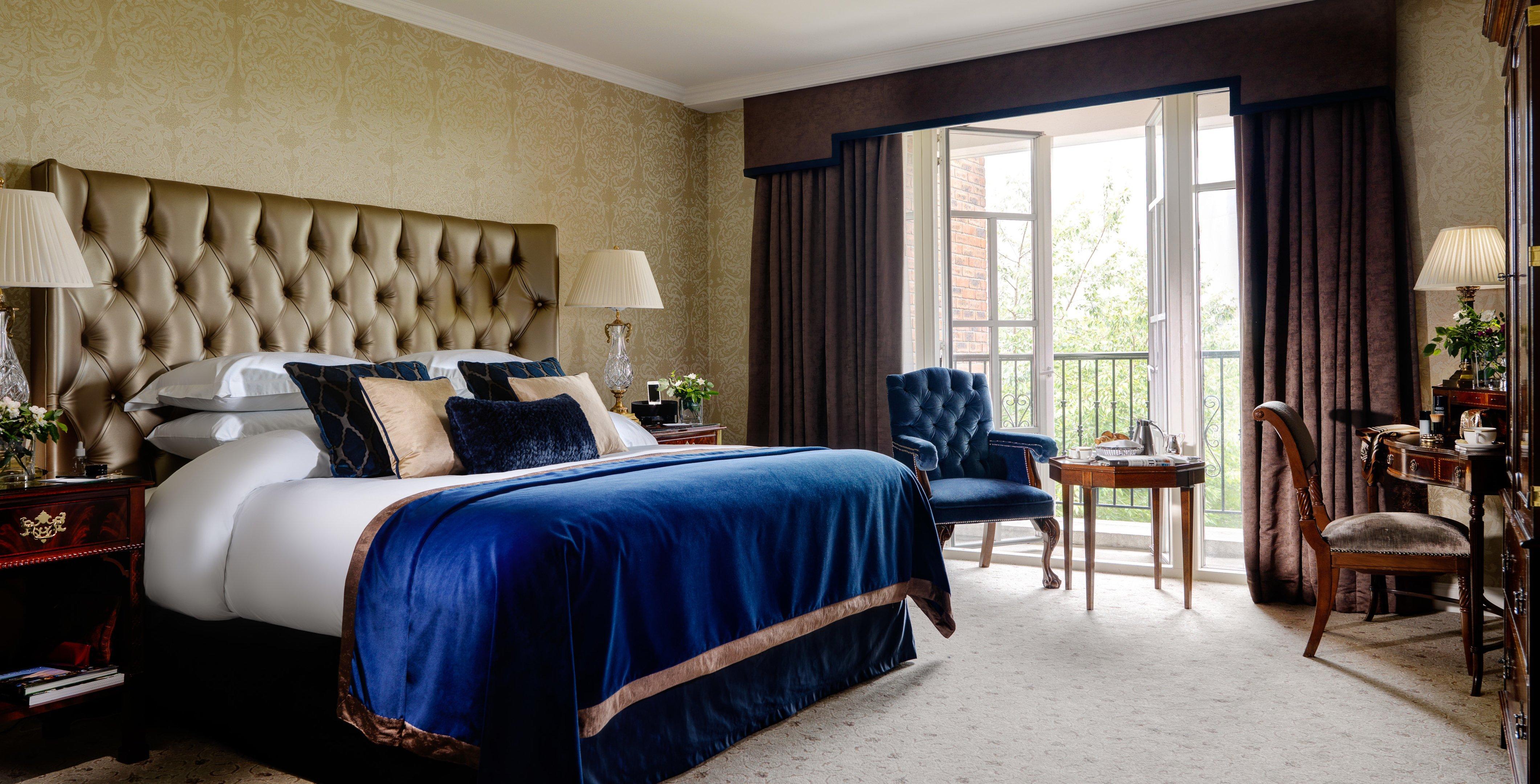 Intercontinental Dublin By Ihg Hotel Kültér fotó A bedroom at the hotel